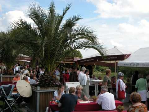 WEINsommer im Botanischen Garten Berlin